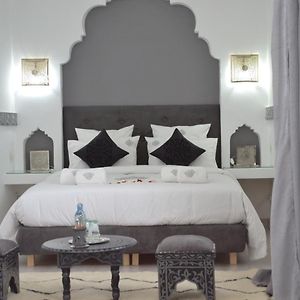 Family Private Bathroom Twin Room